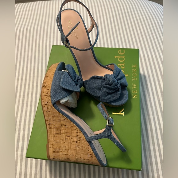 Adorable Kate Spade Janae denim blue Wedge Sandals size 9 - Picture 2 of 9
